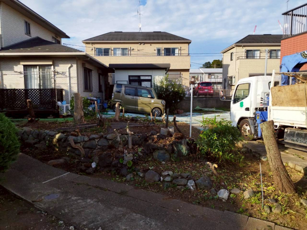 【施工事例】住宅敷地内での伐採･抜根工事